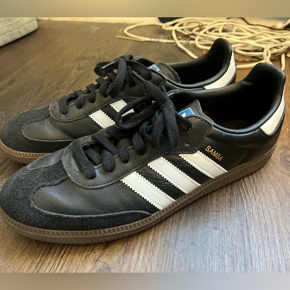 Men’s Adidas Sambas NEVER WORN size 11